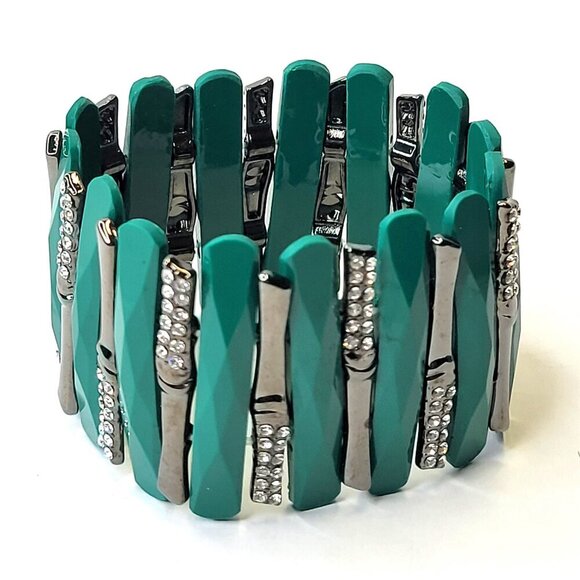 Women's Green Stretch Cuff Bracelet - Picture 2 of 8
